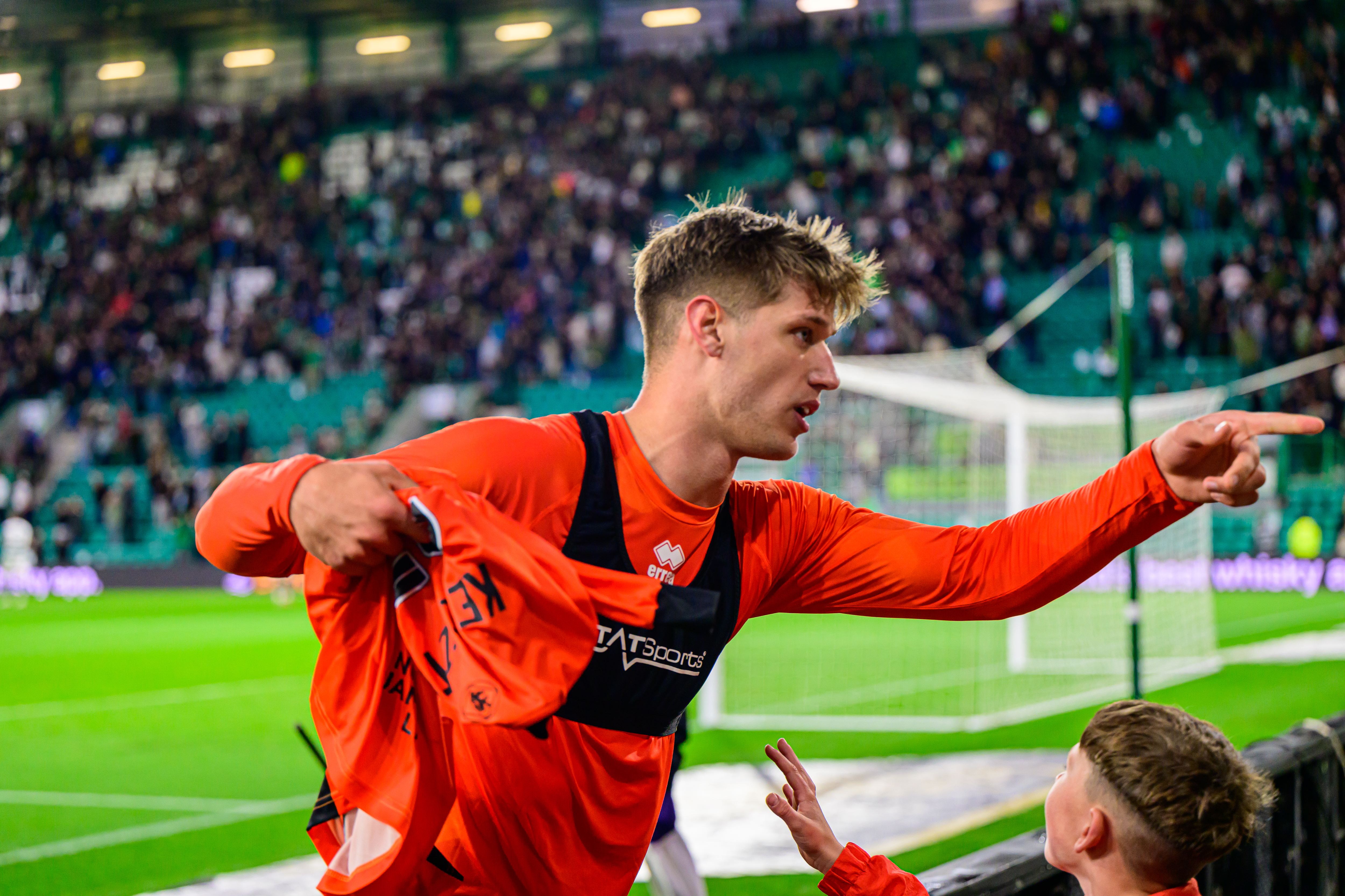Hibernian Reaction | Krisztian Keresztes